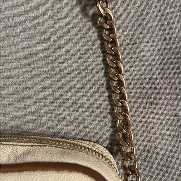 Michael Kors Jet Set Crossbody (USED/Fair) - Picture 8 of 15